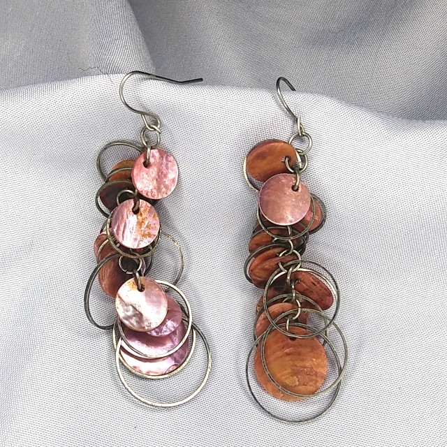 Shell Disc Dangling Earrings